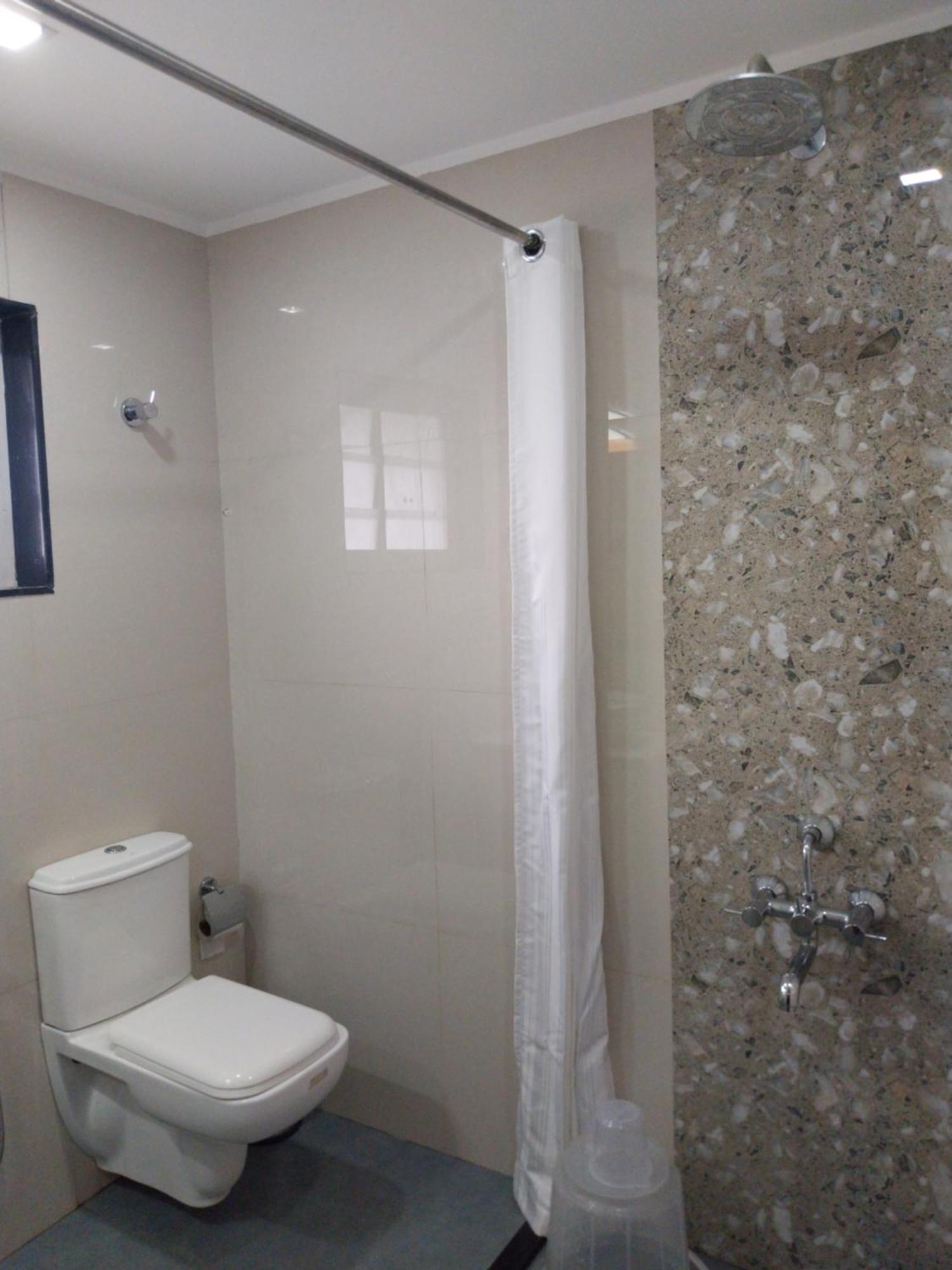 Hotel Savera Park Thrissur Экстерьер фото