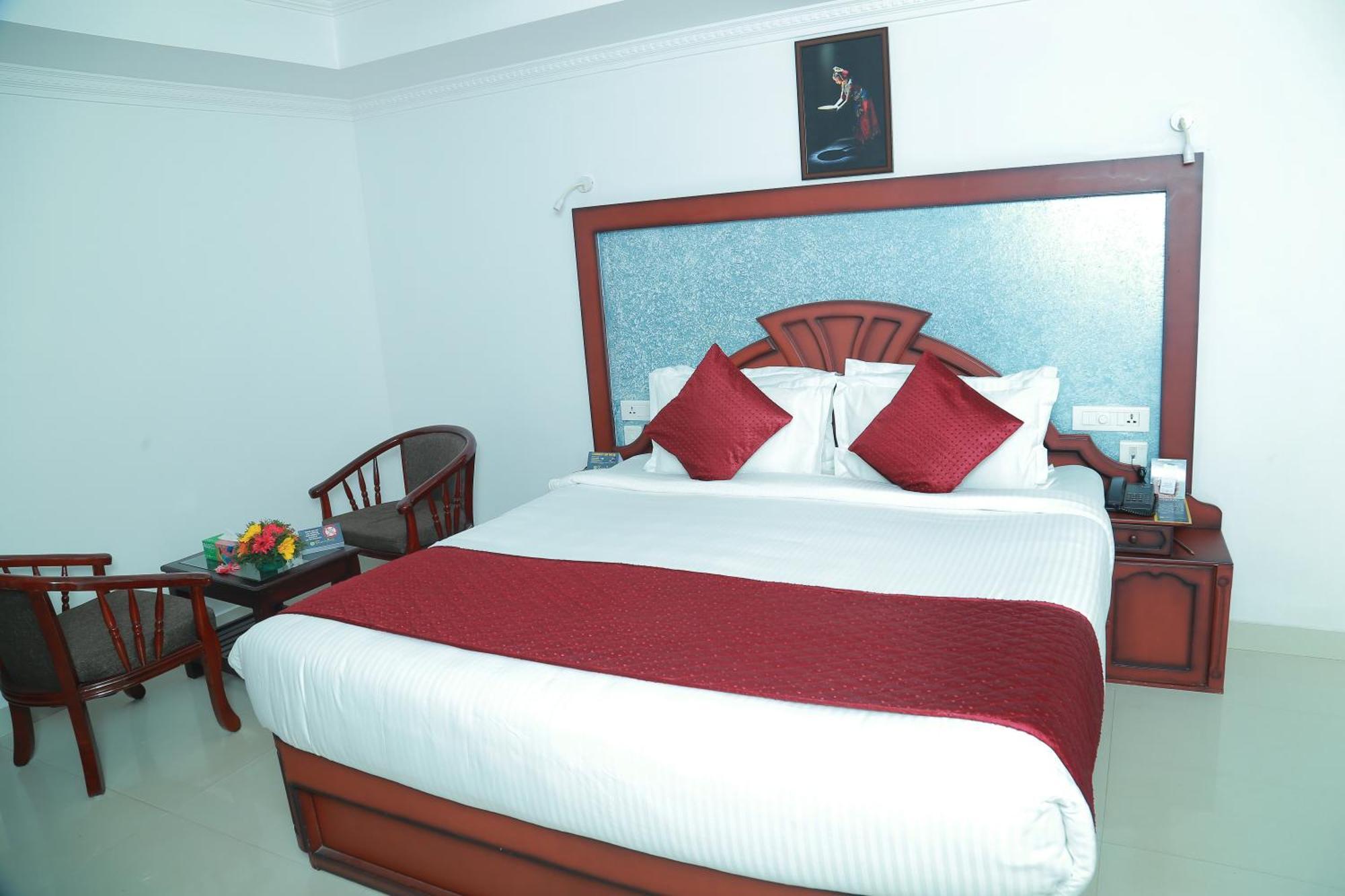 Hotel Savera Park Thrissur Экстерьер фото