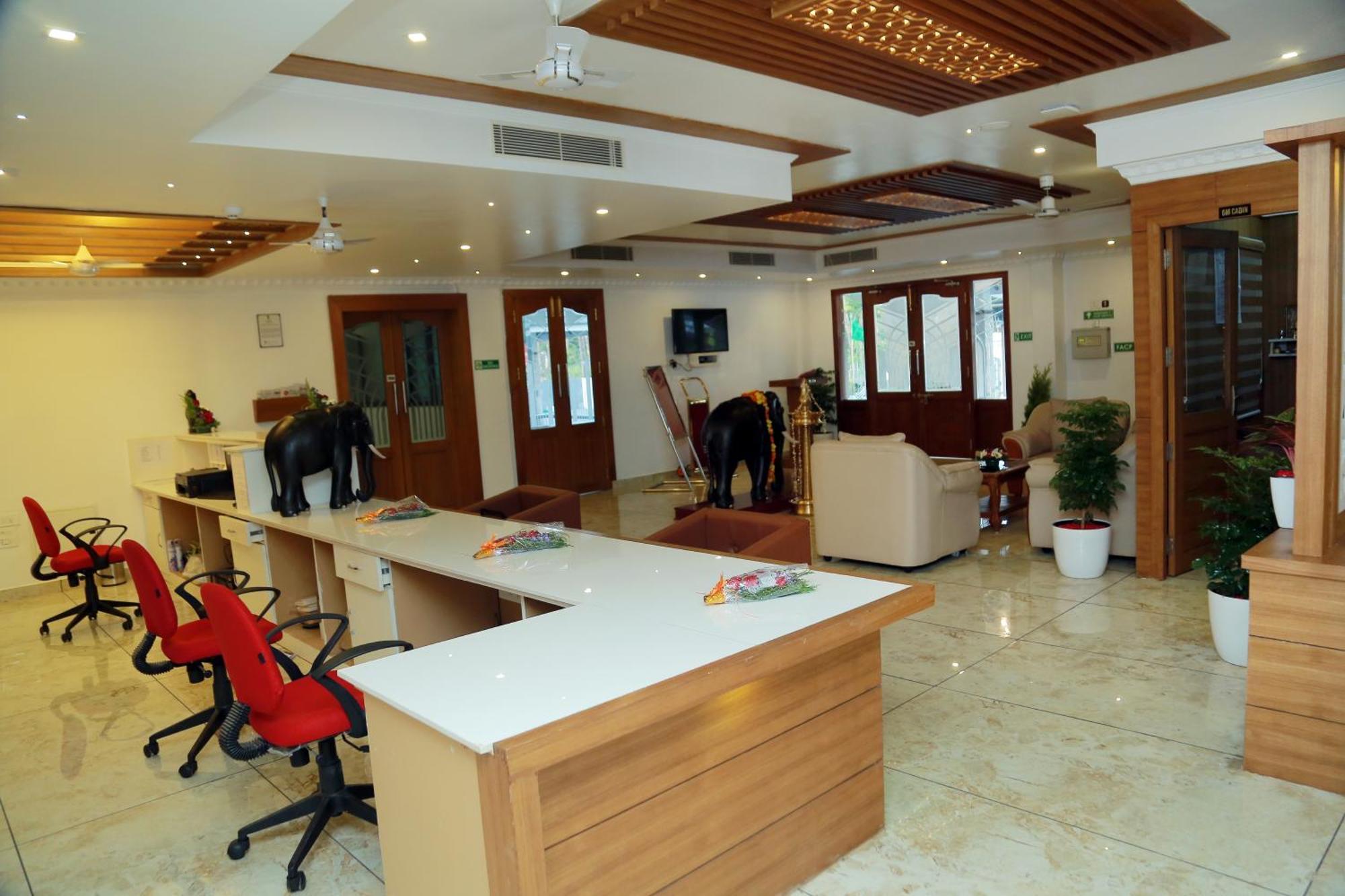 Hotel Savera Park Thrissur Экстерьер фото